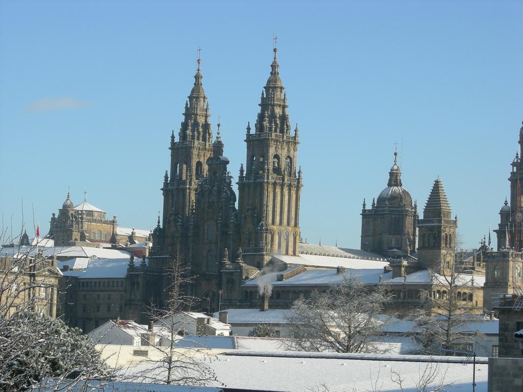 Pr La Paz Hotel Santiago de Compostela Bagian luar foto